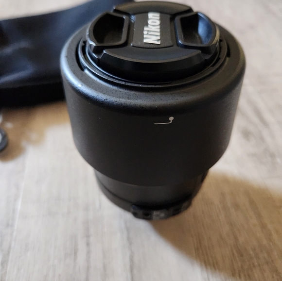 Nikon AF-S DX Micro NIKKOR 85mm F3.5G ED VR